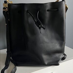 Elegant Black Leather Bucket Bag